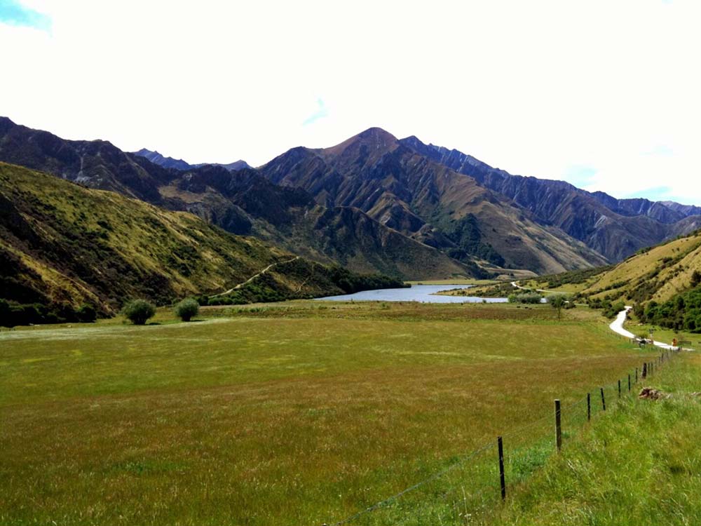 Field-Mountain