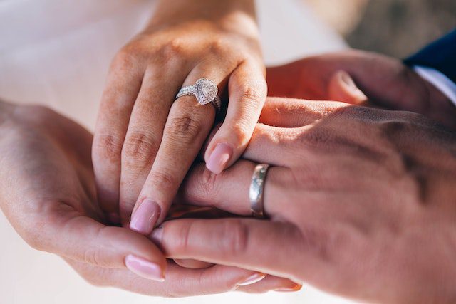 as-a-dentist-should-you-change-your-name-when-you-get-married