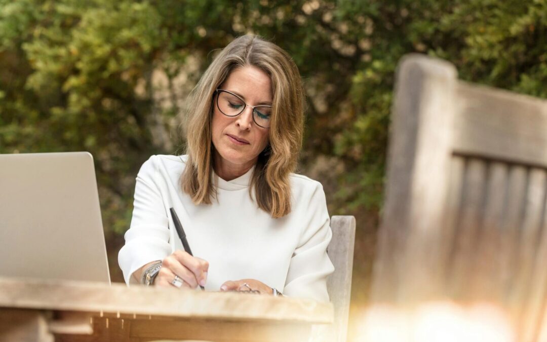 Paying Off Student Loans Early vs. Investing: A Smart Strategy