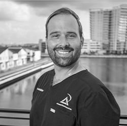 Dr. Justin Elikofer